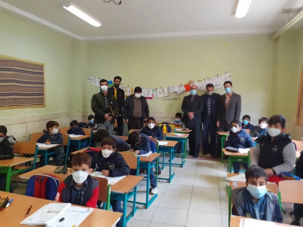 بازدید مسئولان دانشگاه فرهنگیان استان از مدارس کارورزی شهرستان فارسان 2