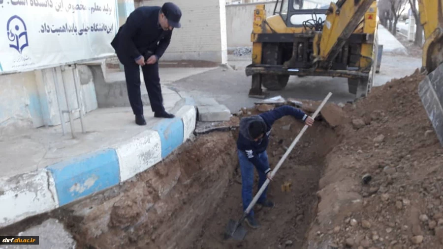 مرکز آموزش عالی شهید رجایی فرخشهر به اینترنت پرسرعت در بستر  فیبر نوری متصل گردید
 2