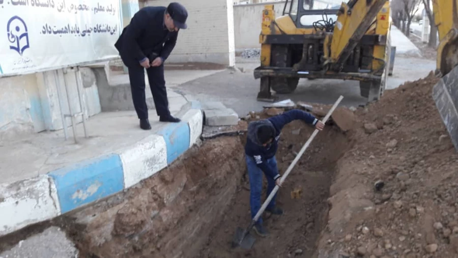 مرکز آموزش عالی شهید رجایی فرخشهر به اینترنت پرسرعت در بستر  فیبر نوری متصل گردید
 2